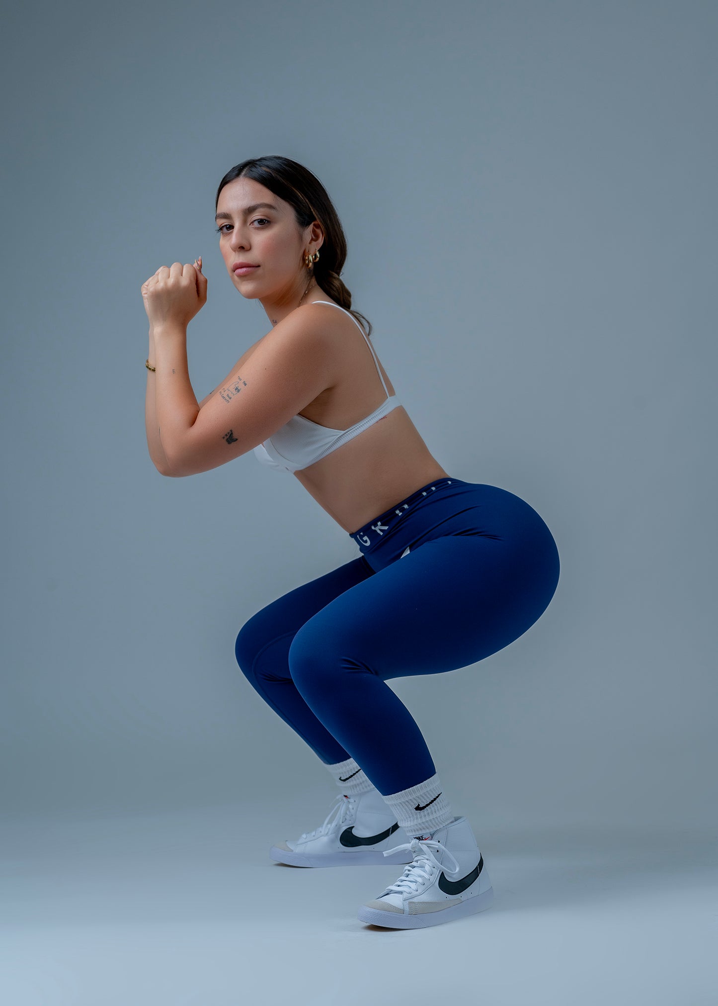 Workout Women's Leggings  V back shape Yoga Pants